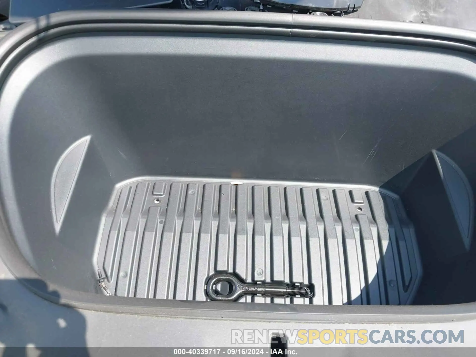 10 Photograph of a damaged car 7SAYGAEE4PF882782 TESLA MODEL Y 2023
