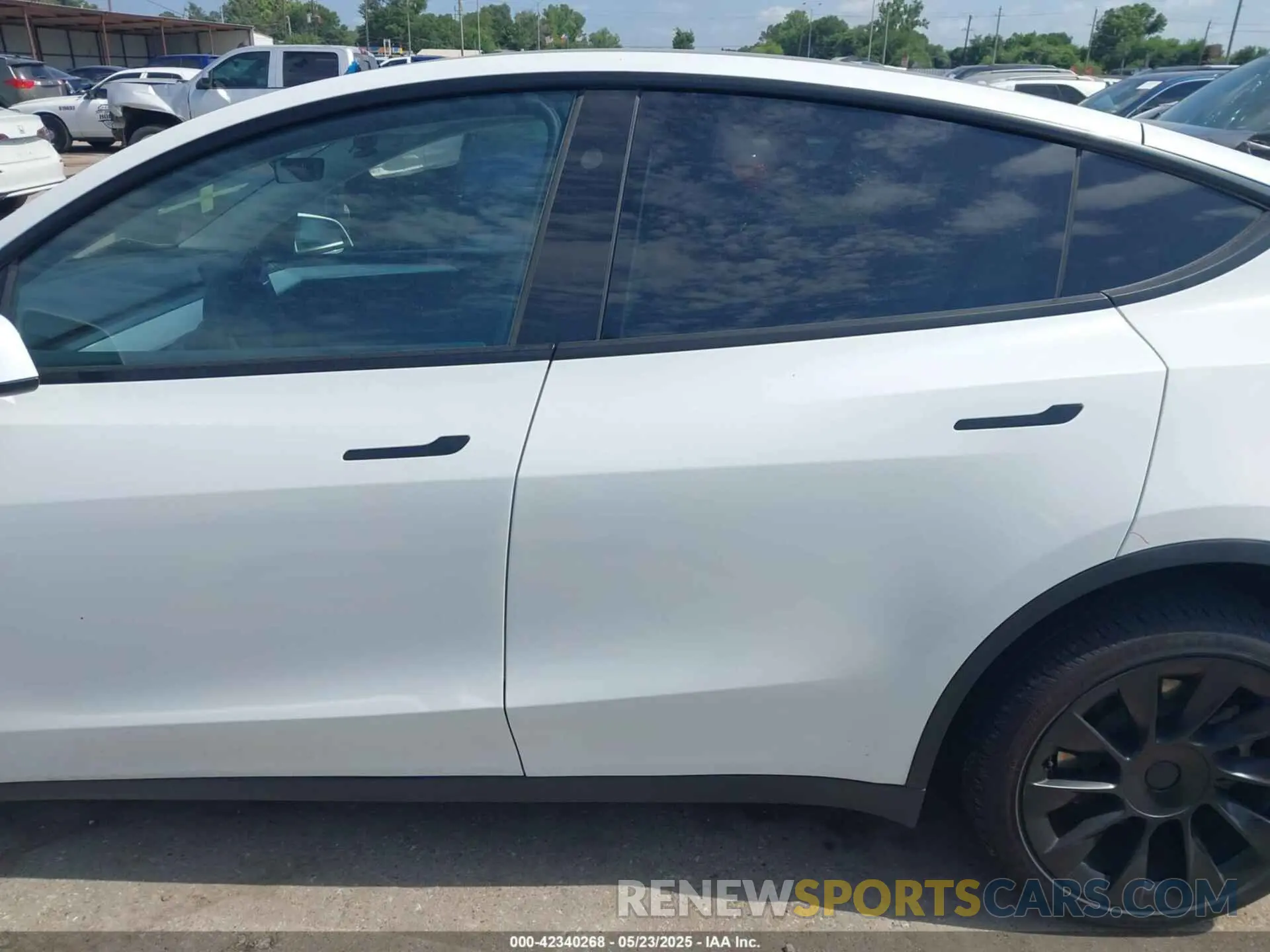 13 Фотография поврежденного автомобиля 7SAYGAEE4PF885925 TESLA MODEL Y 2023
