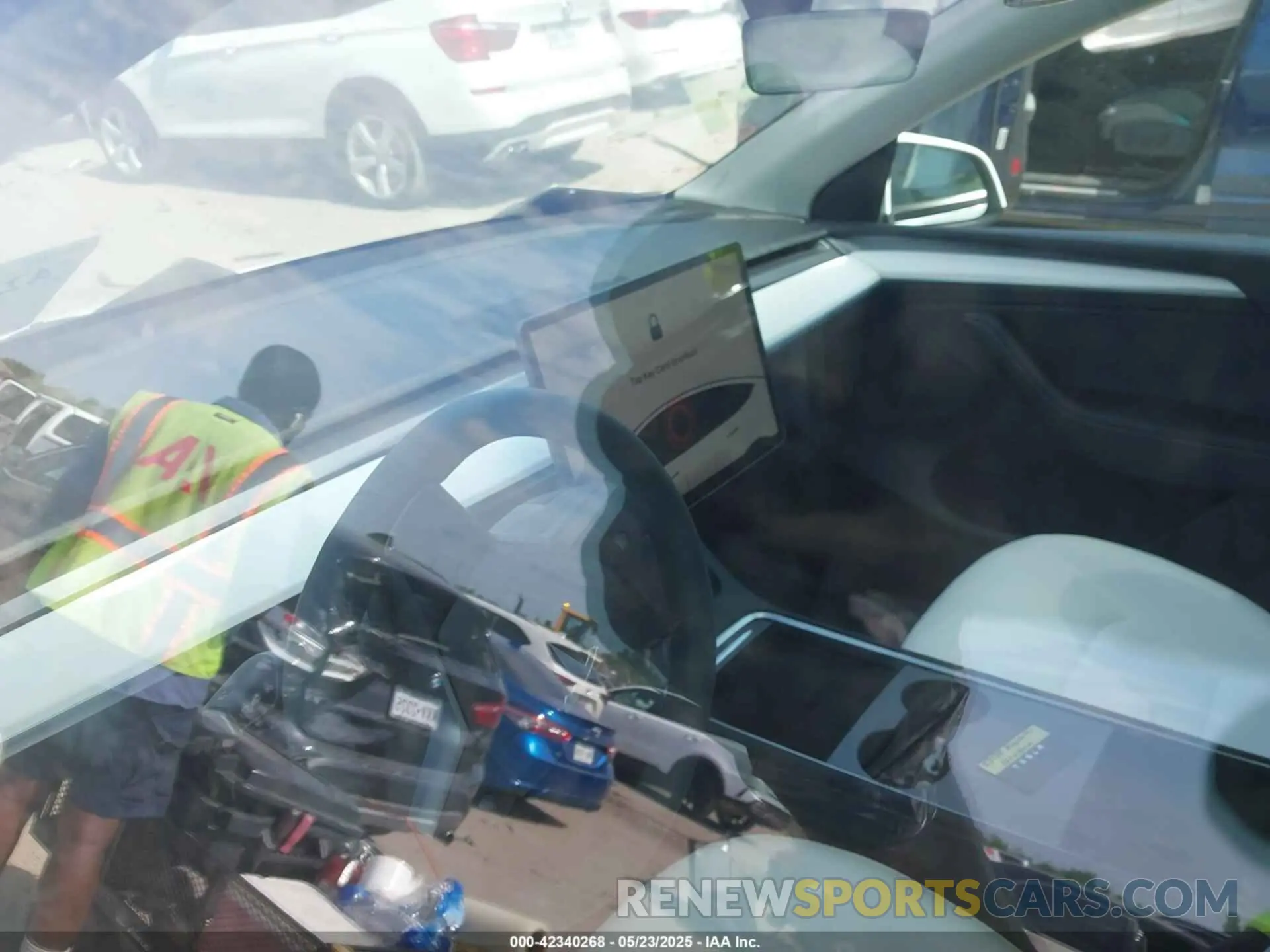 14 Фотография поврежденного автомобиля 7SAYGAEE4PF885925 TESLA MODEL Y 2023