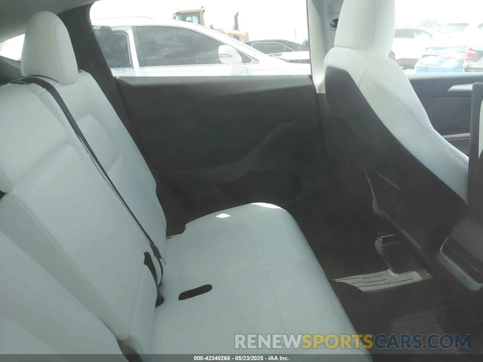 8 Фотография поврежденного автомобиля 7SAYGAEE4PF885925 TESLA MODEL Y 2023