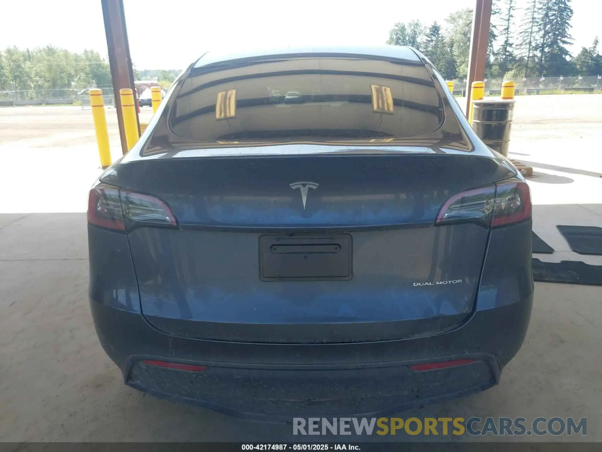 16 Фотография поврежденного автомобиля 7SAYGAEE4PF906577 TESLA MODEL Y 2023