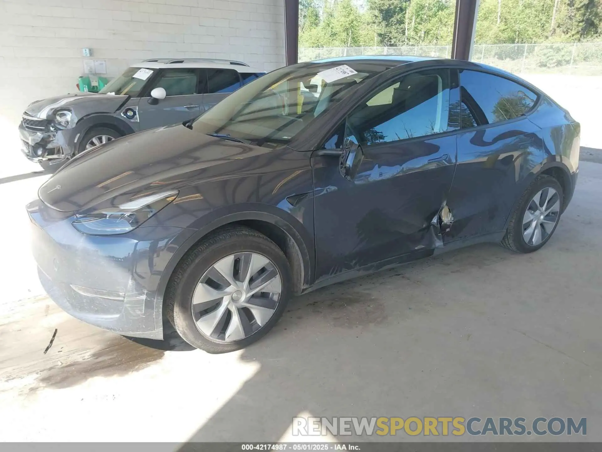 2 Фотография поврежденного автомобиля 7SAYGAEE4PF906577 TESLA MODEL Y 2023
