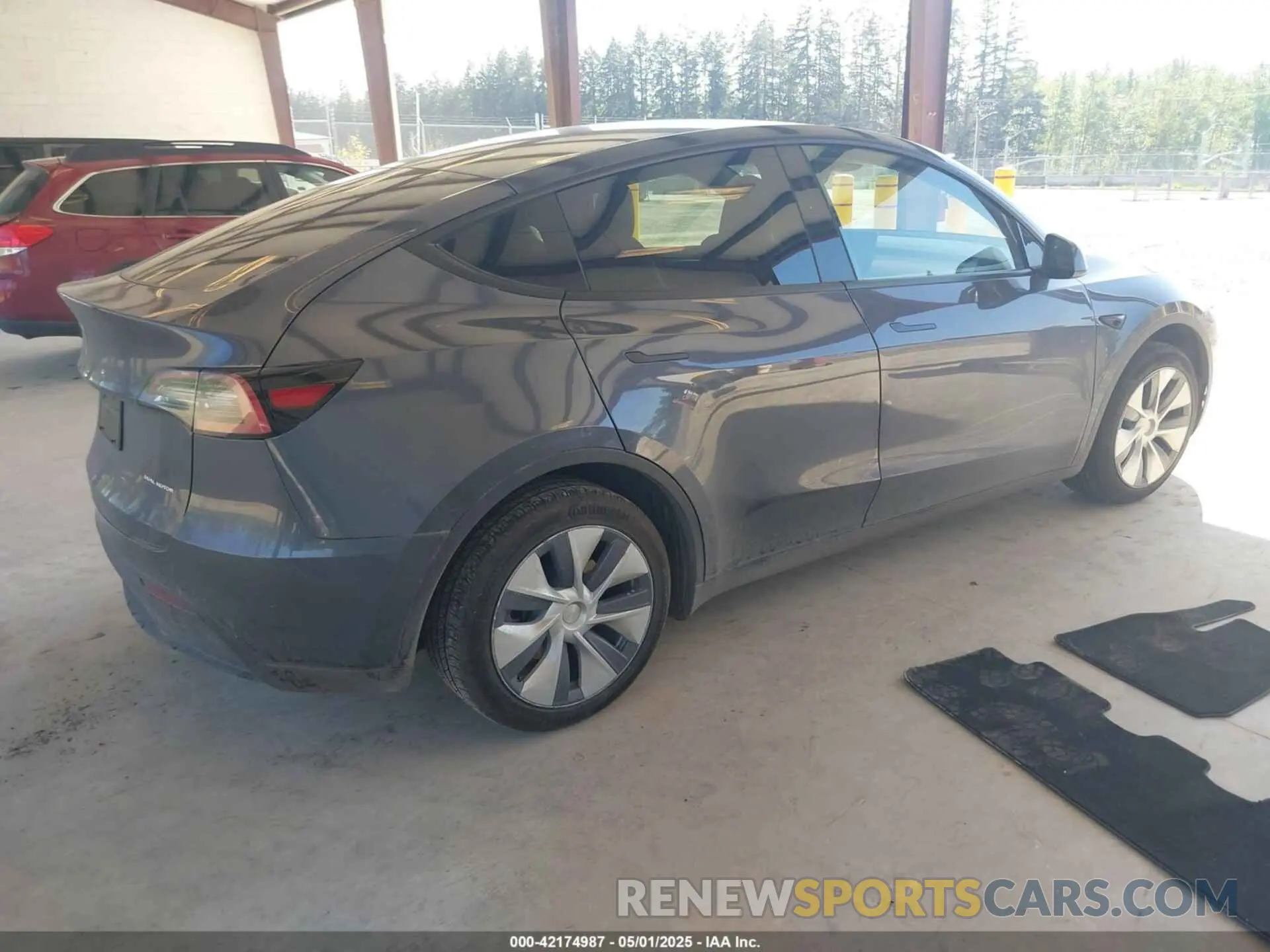 4 Фотография поврежденного автомобиля 7SAYGAEE4PF906577 TESLA MODEL Y 2023