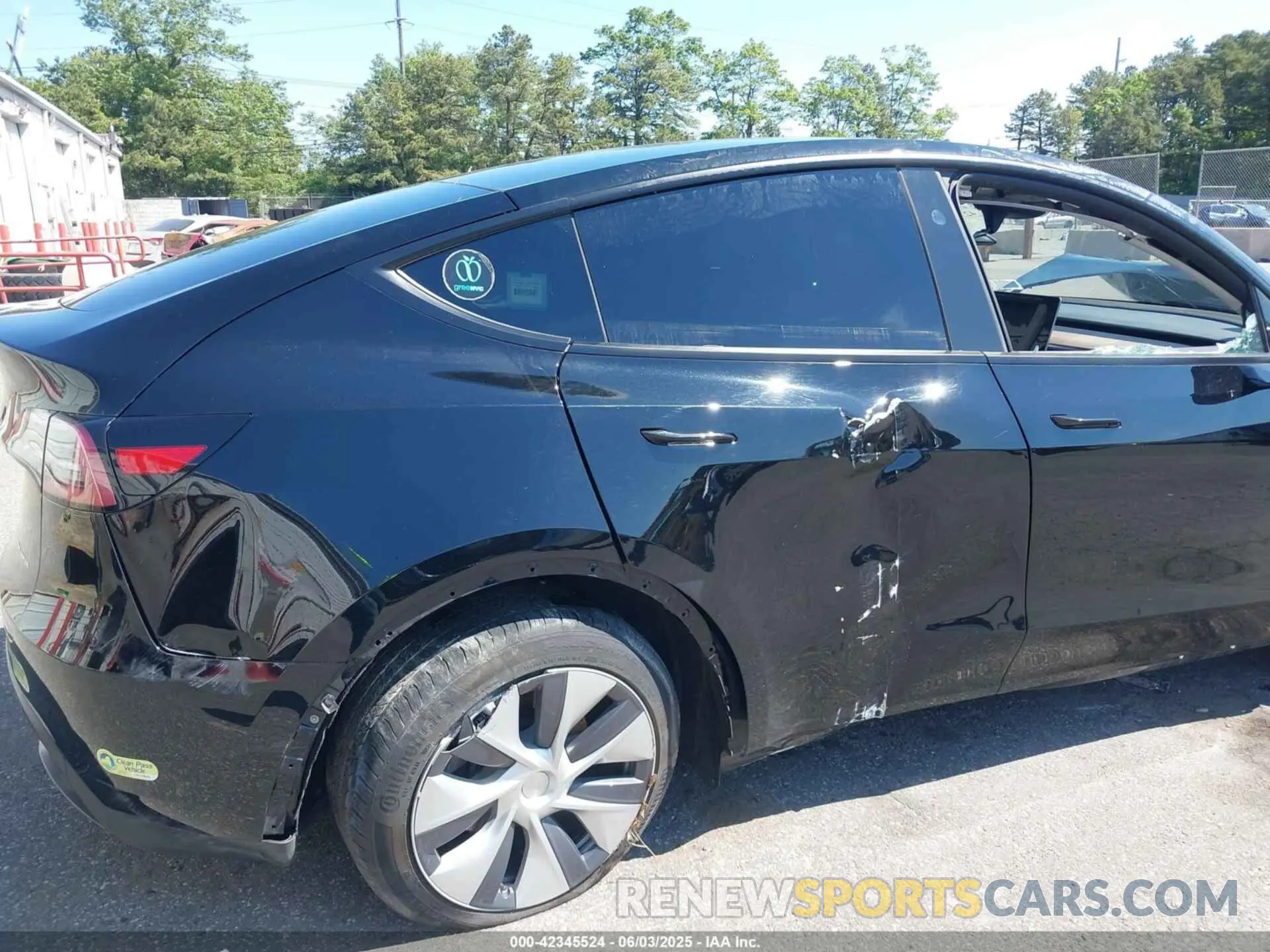 22 Photograph of a damaged car 7SAYGAEE4PF918812 TESLA MODEL Y 2023