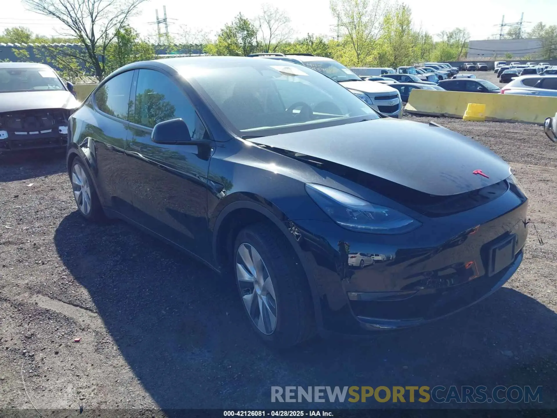 1 Photograph of a damaged car 7SAYGAEE4PF928739 TESLA MODEL Y 2023