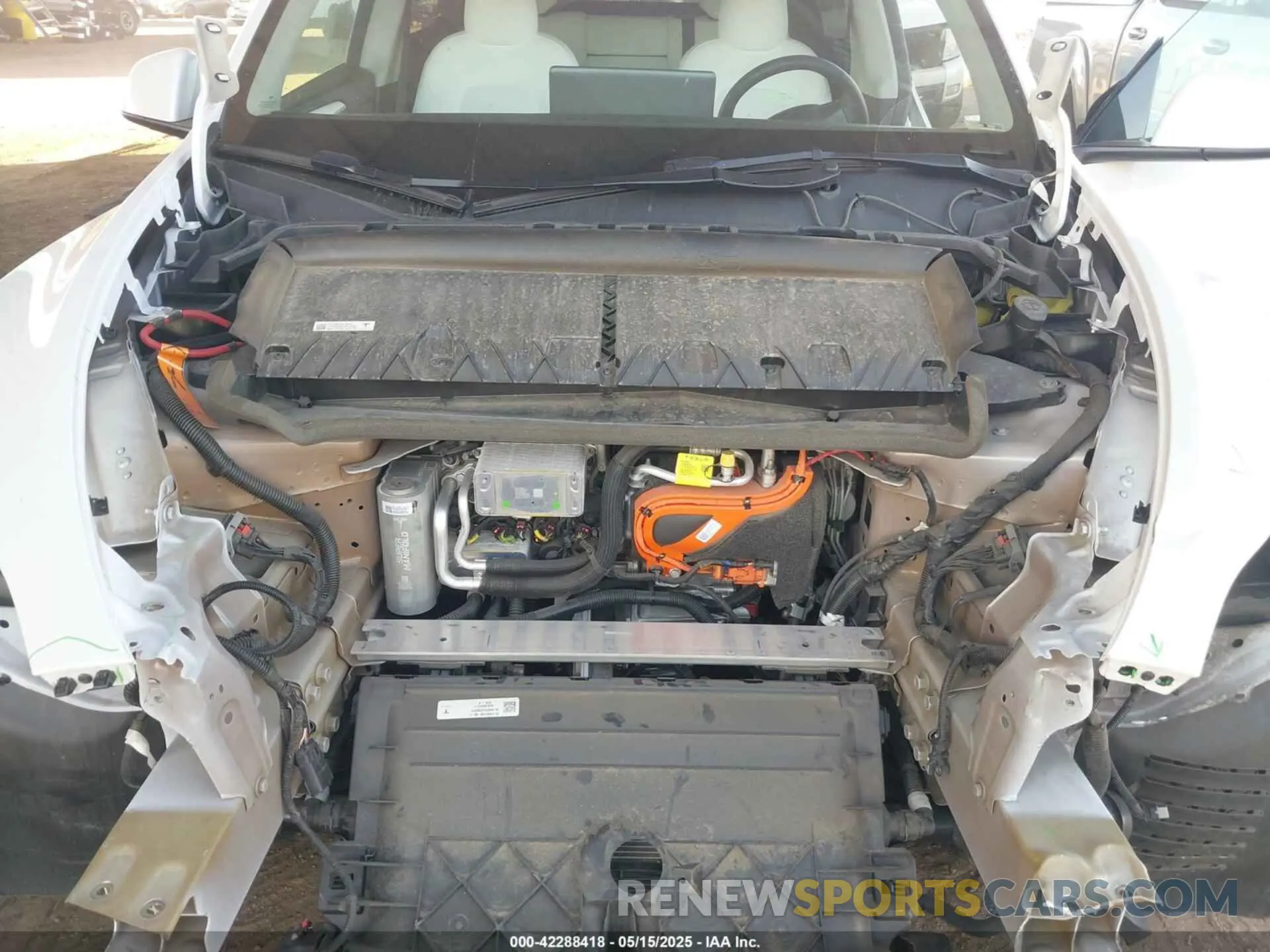 10 Photograph of a damaged car 7SAYGAEE5PF642138 TESLA MODEL Y 2023