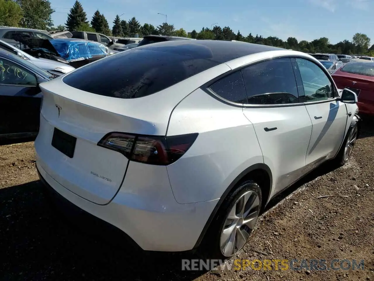 3 Photograph of a damaged car 7SAYGAEE5PF701270 TESLA MODEL Y 2023
