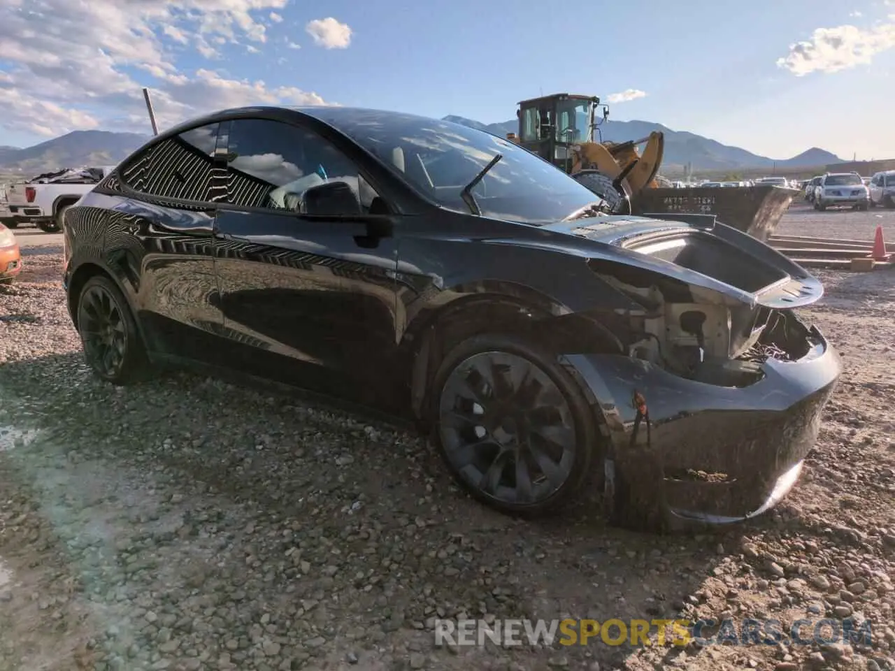 4 Фотография поврежденного автомобиля 7SAYGAEE5PF711801 TESLA MODEL Y 2023