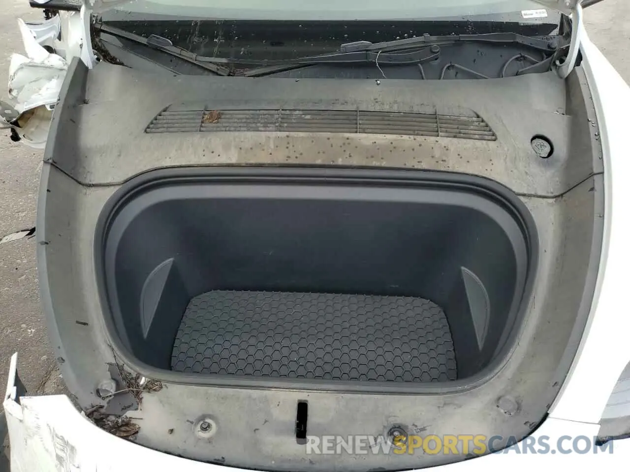 14 Photograph of a damaged car 7SAYGAEE5PF743079 TESLA MODEL Y 2023