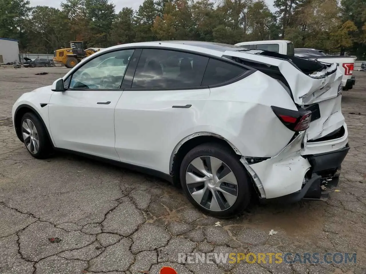 2 Photograph of a damaged car 7SAYGAEE5PF799717 TESLA MODEL Y 2023