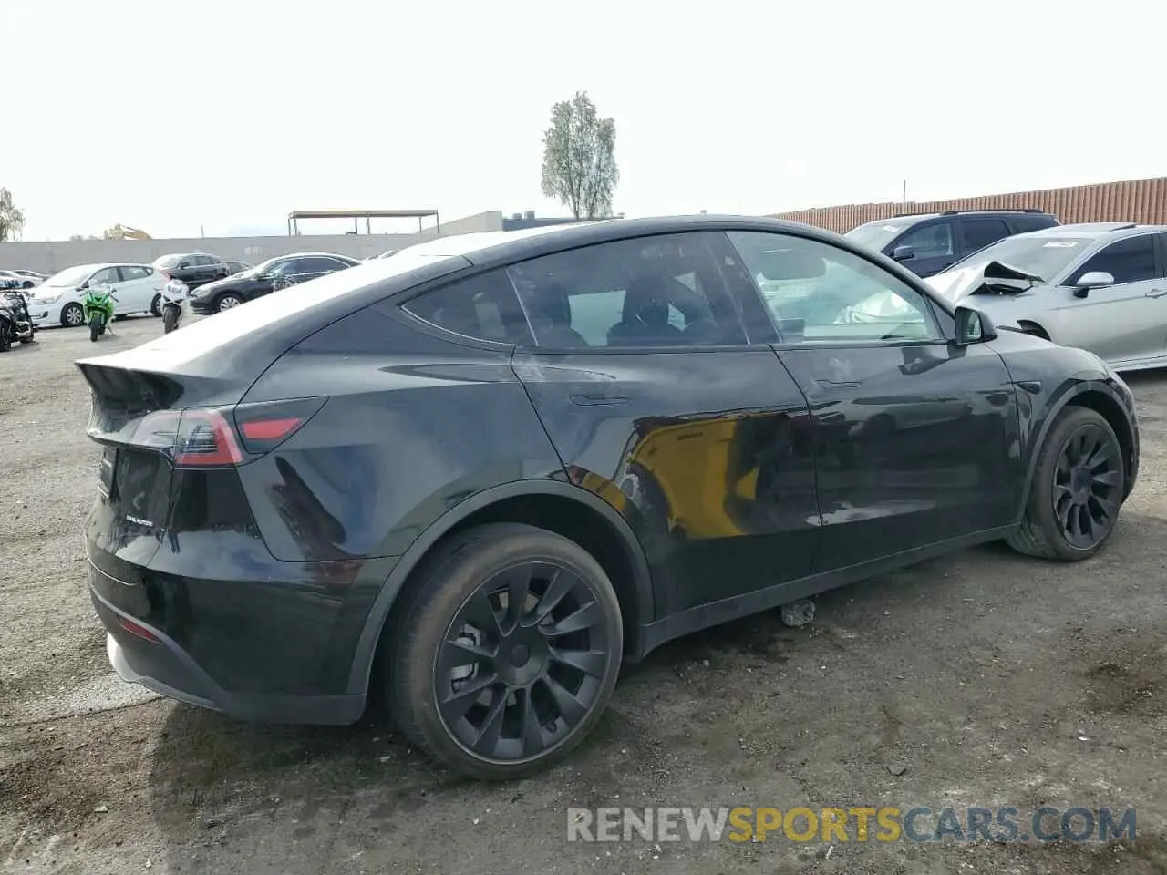 3 Фотография поврежденного автомобиля 7SAYGAEE5PF902148 TESLA MODEL Y 2023
