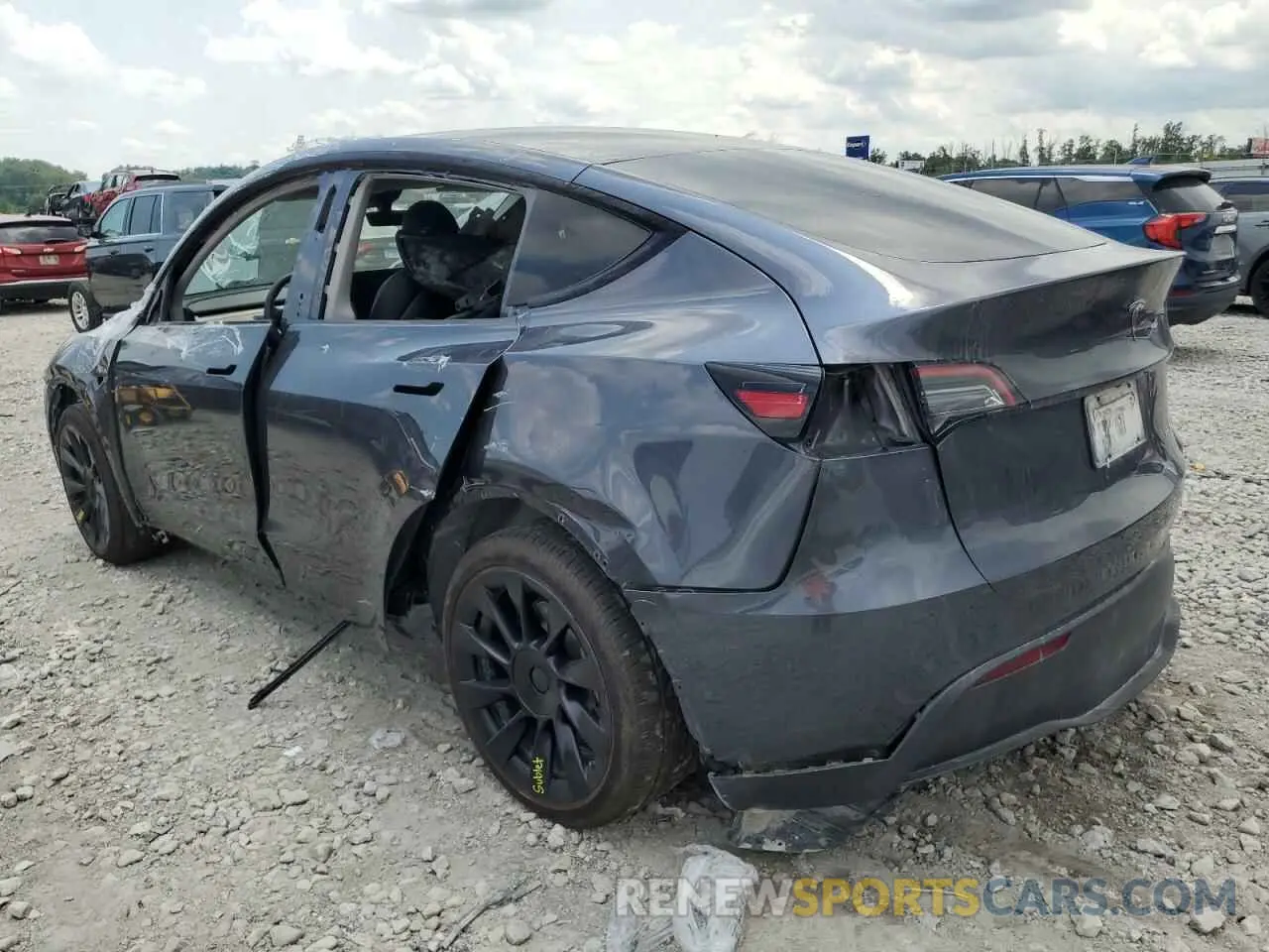 2 Photograph of a damaged car 7SAYGAEE5PF906457 TESLA MODEL Y 2023