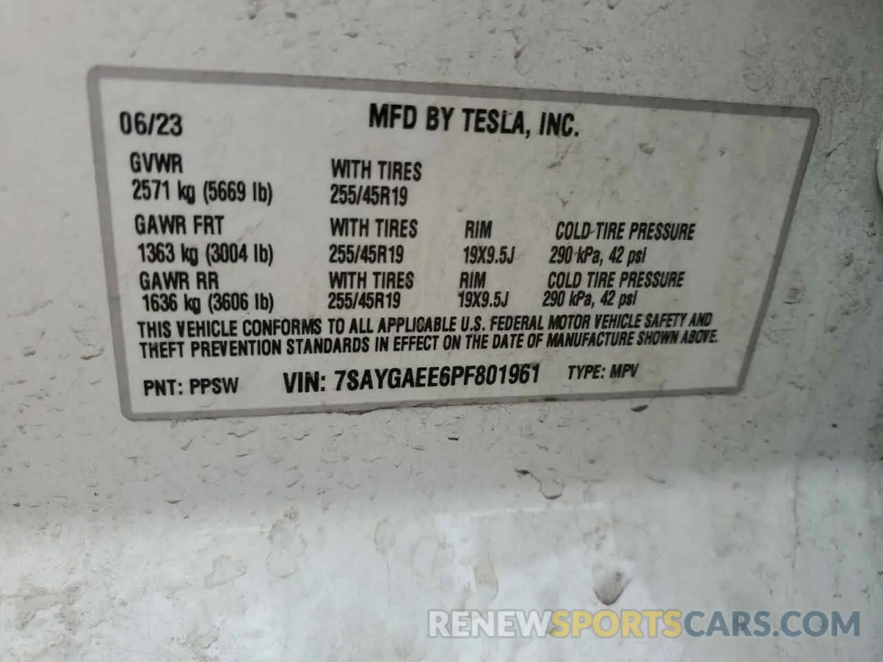 14 Photograph of a damaged car 7SAYGAEE6PF801961 TESLA MODEL Y 2023