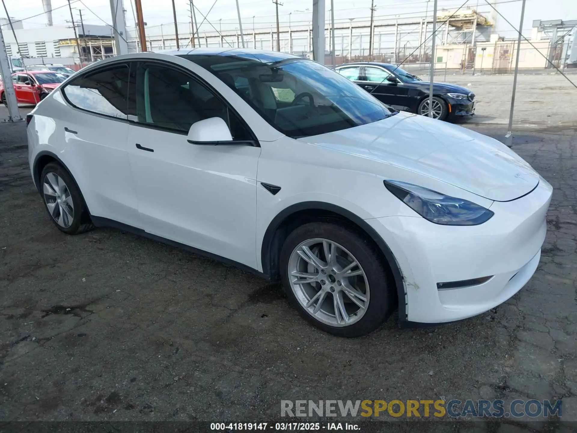 1 Photograph of a damaged car 7SAYGAEE7PF607195 TESLA MODEL Y 2023
