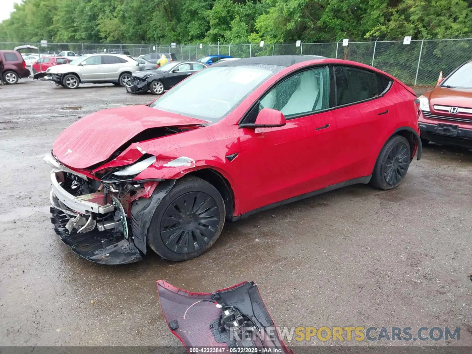 2 Photograph of a damaged car 7SAYGAEE7PF800978 TESLA MODEL Y 2023