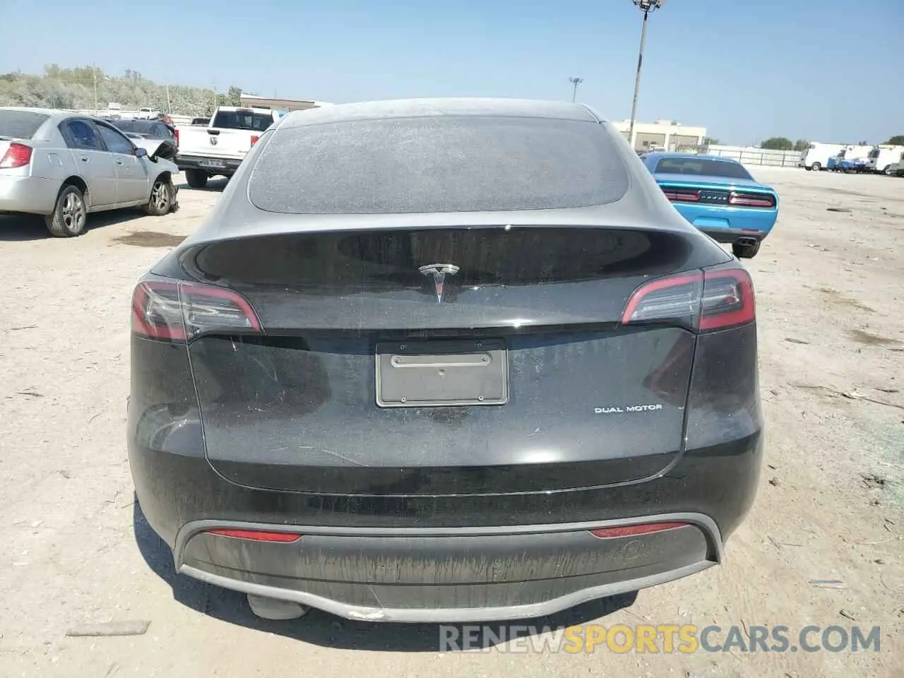 6 Photograph of a damaged car 7SAYGAEE7PF884008 TESLA MODEL Y 2023