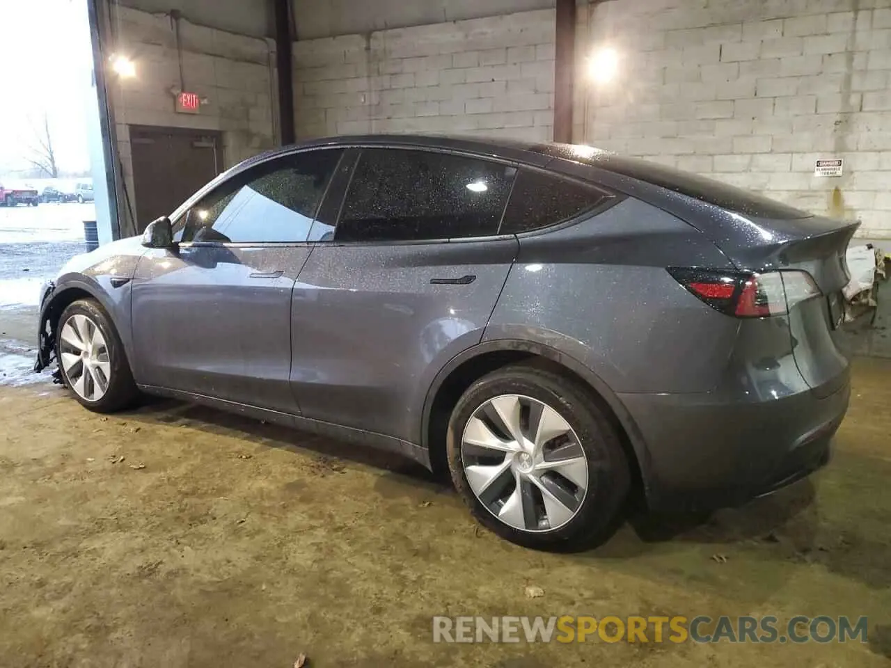 2 Фотография поврежденного автомобиля 7SAYGAEE8PF584641 TESLA MODEL Y 2023