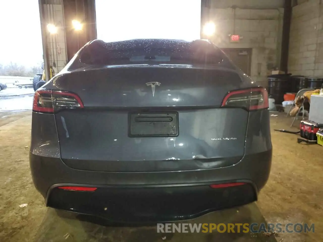 6 Фотография поврежденного автомобиля 7SAYGAEE8PF584641 TESLA MODEL Y 2023