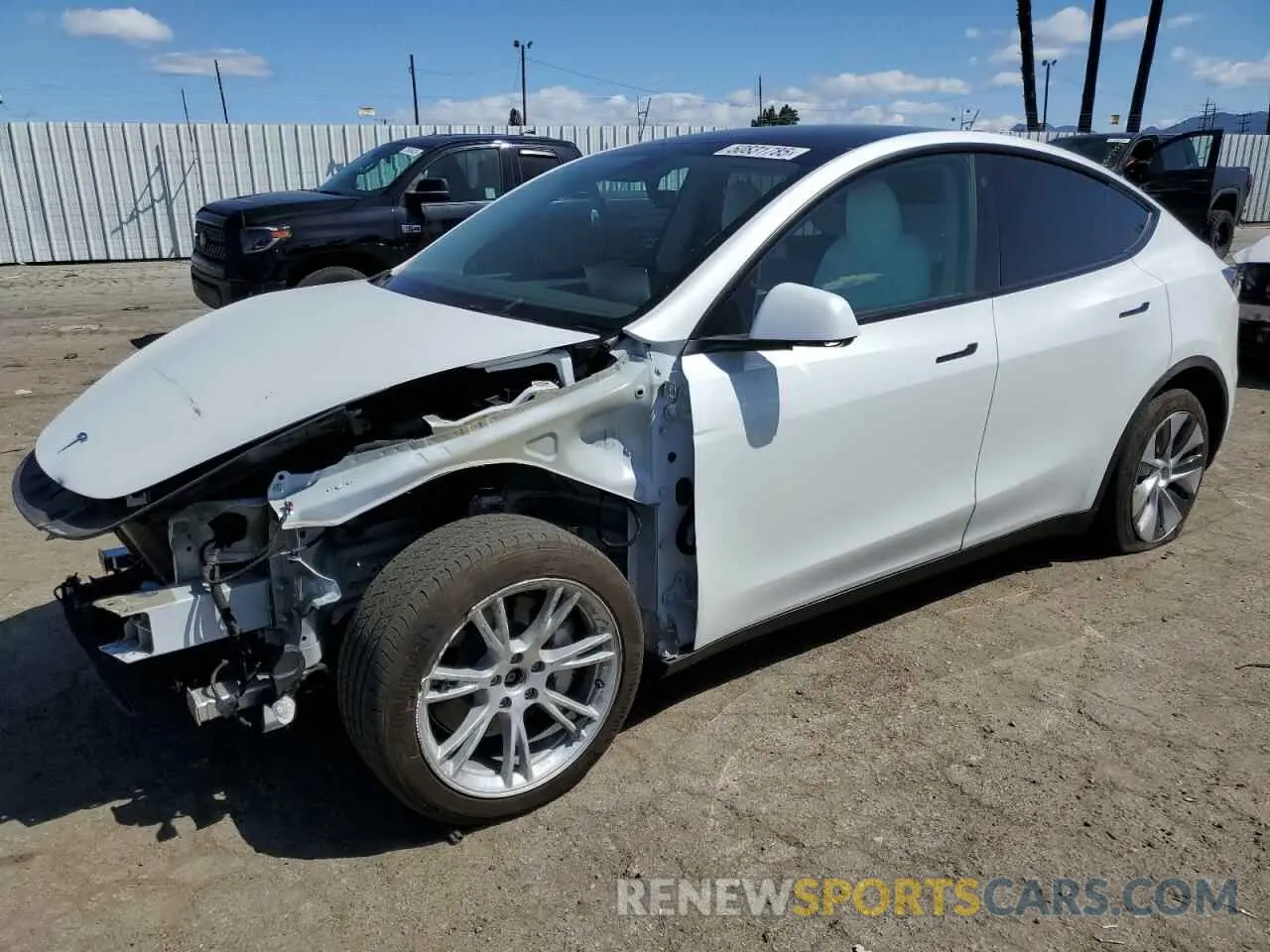 1 Фотография поврежденного автомобиля 7SAYGAEE8PF645129 TESLA MODEL Y 2023