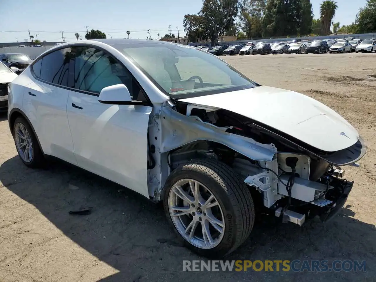 4 Фотография поврежденного автомобиля 7SAYGAEE8PF645129 TESLA MODEL Y 2023
