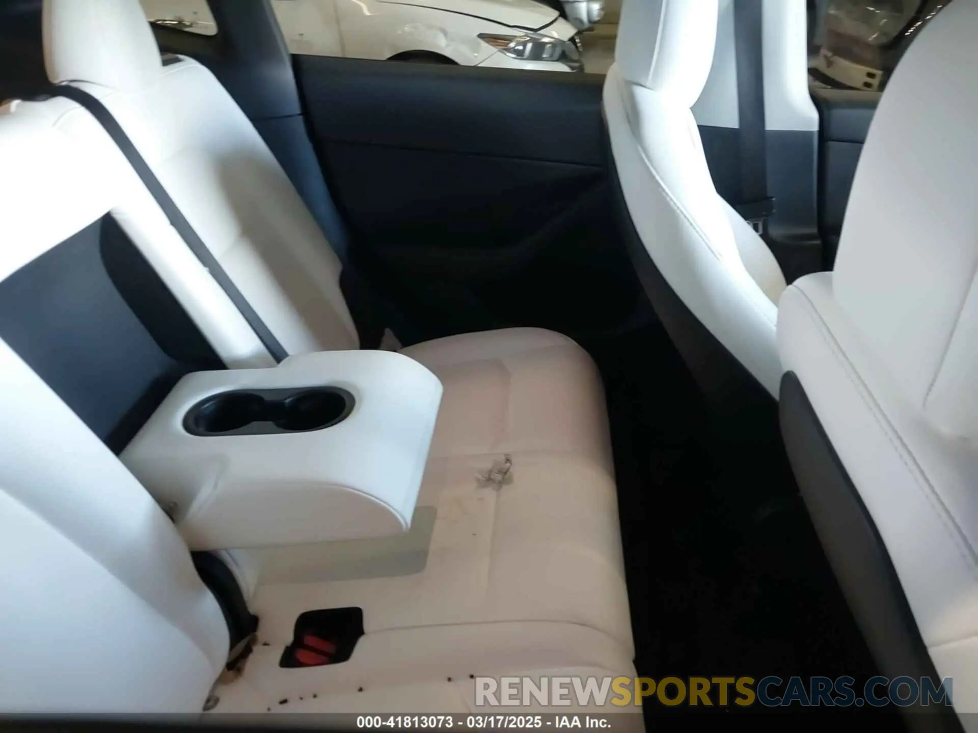 8 Фотография поврежденного автомобиля 7SAYGAEE8PF661220 TESLA MODEL Y 2023