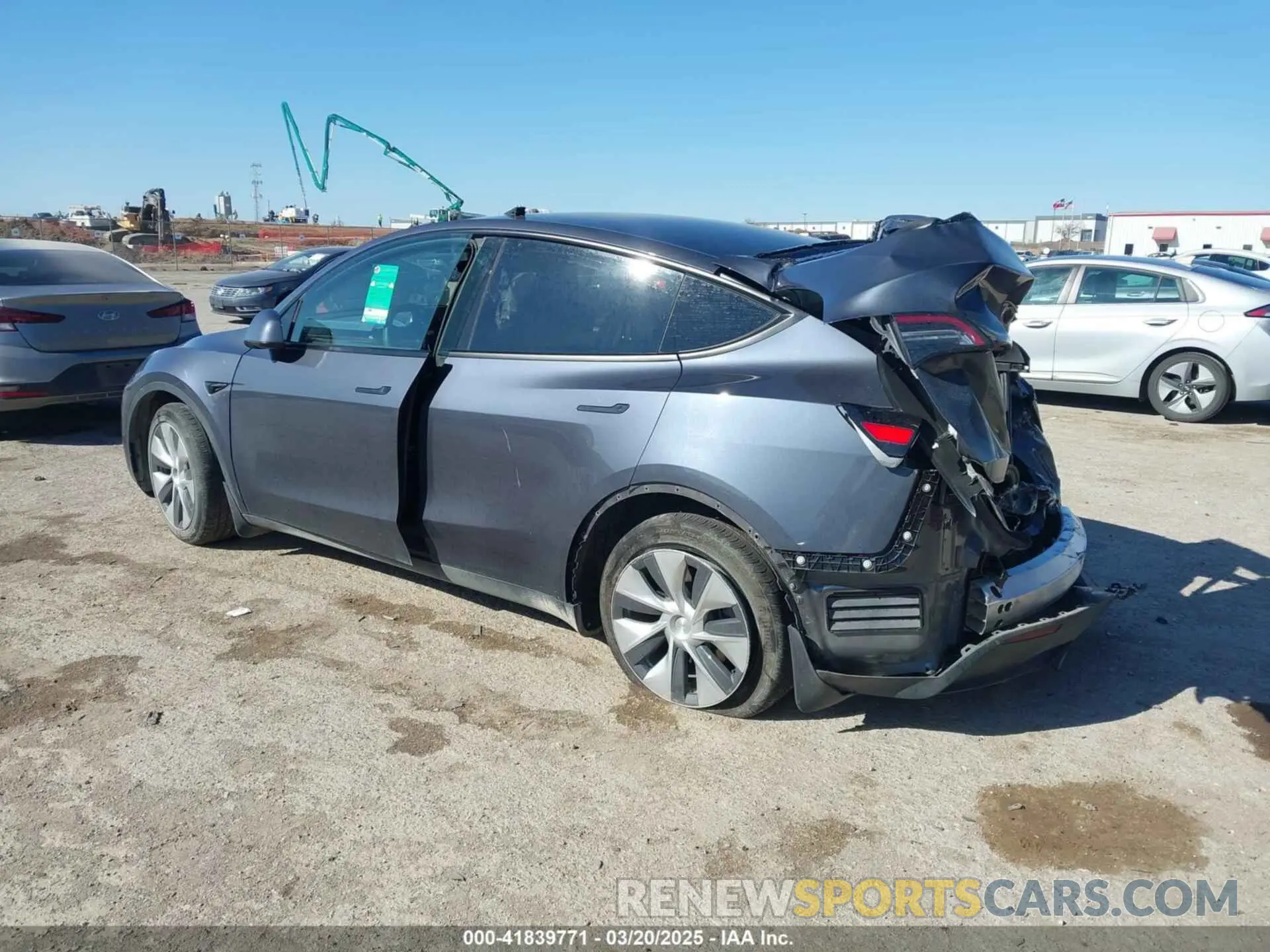 3 Photograph of a damaged car 7SAYGAEE8PF667728 TESLA MODEL Y 2023