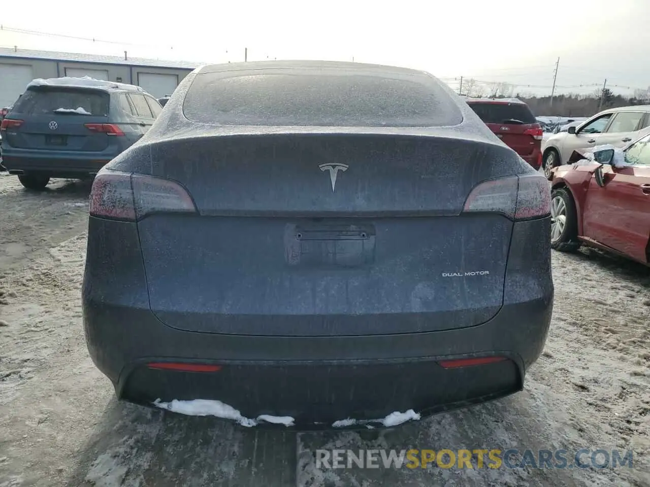 6 Photograph of a damaged car 7SAYGAEE8PF895261 TESLA MODEL Y 2023