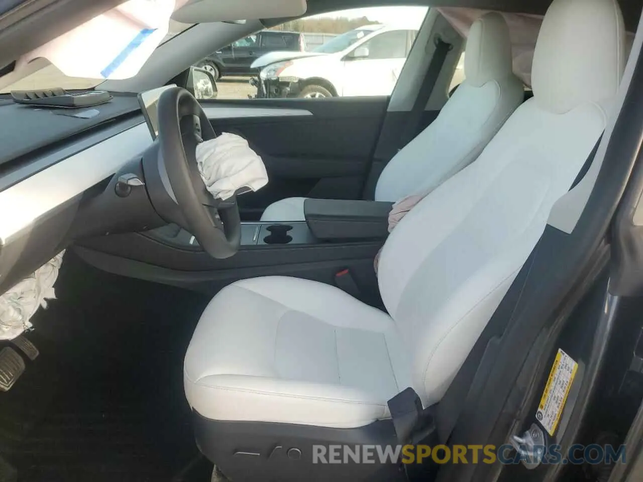 7 Photograph of a damaged car 7SAYGAEE8PF902046 TESLA MODEL Y 2023