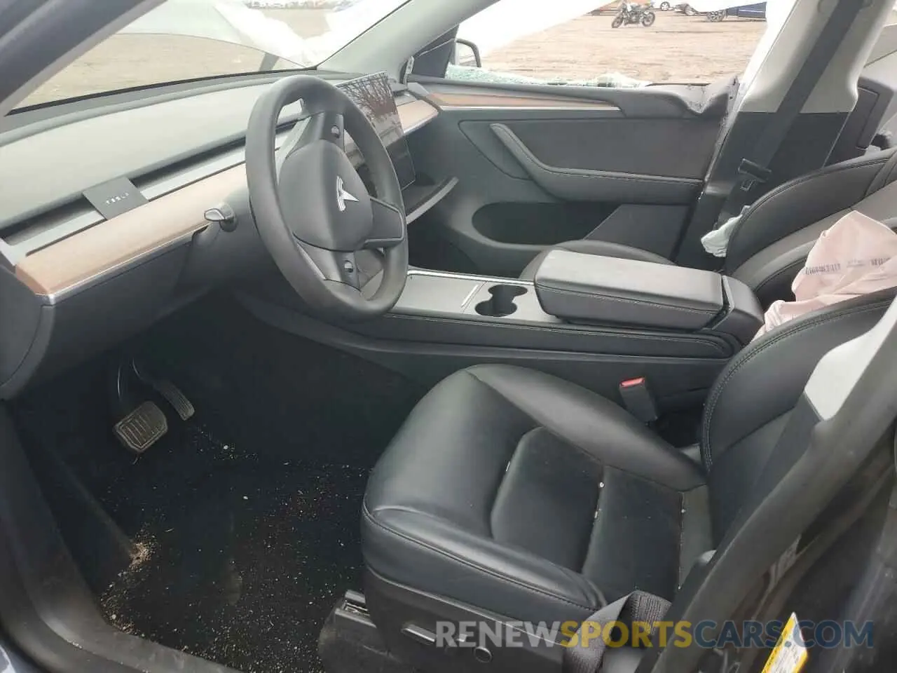 7 Photograph of a damaged car 7SAYGAEE8PF961940 TESLA MODEL Y 2023