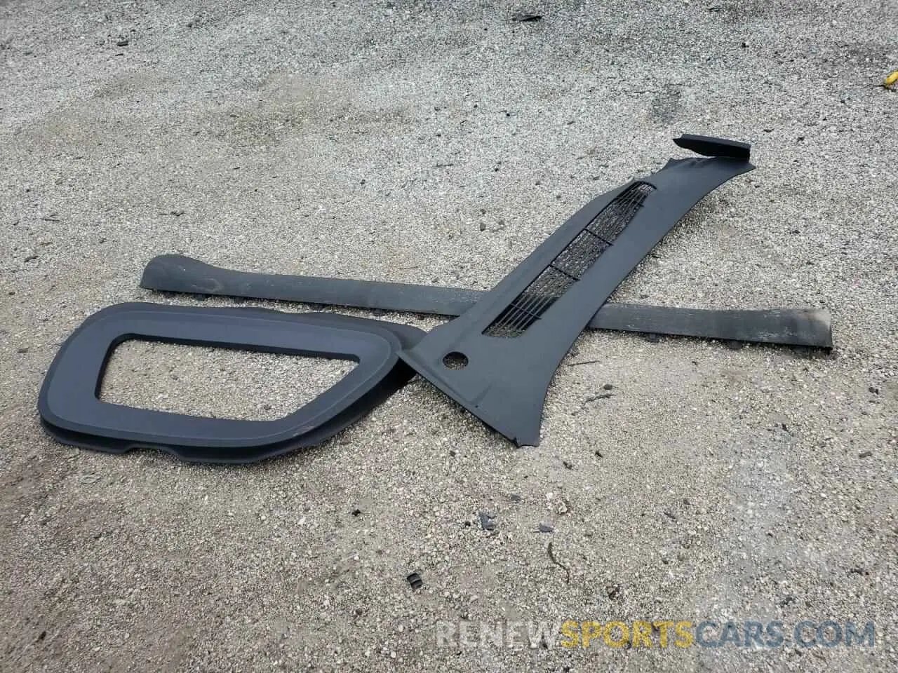 13 Photograph of a damaged car 7SAYGAEE9PF607117 TESLA MODEL Y 2023