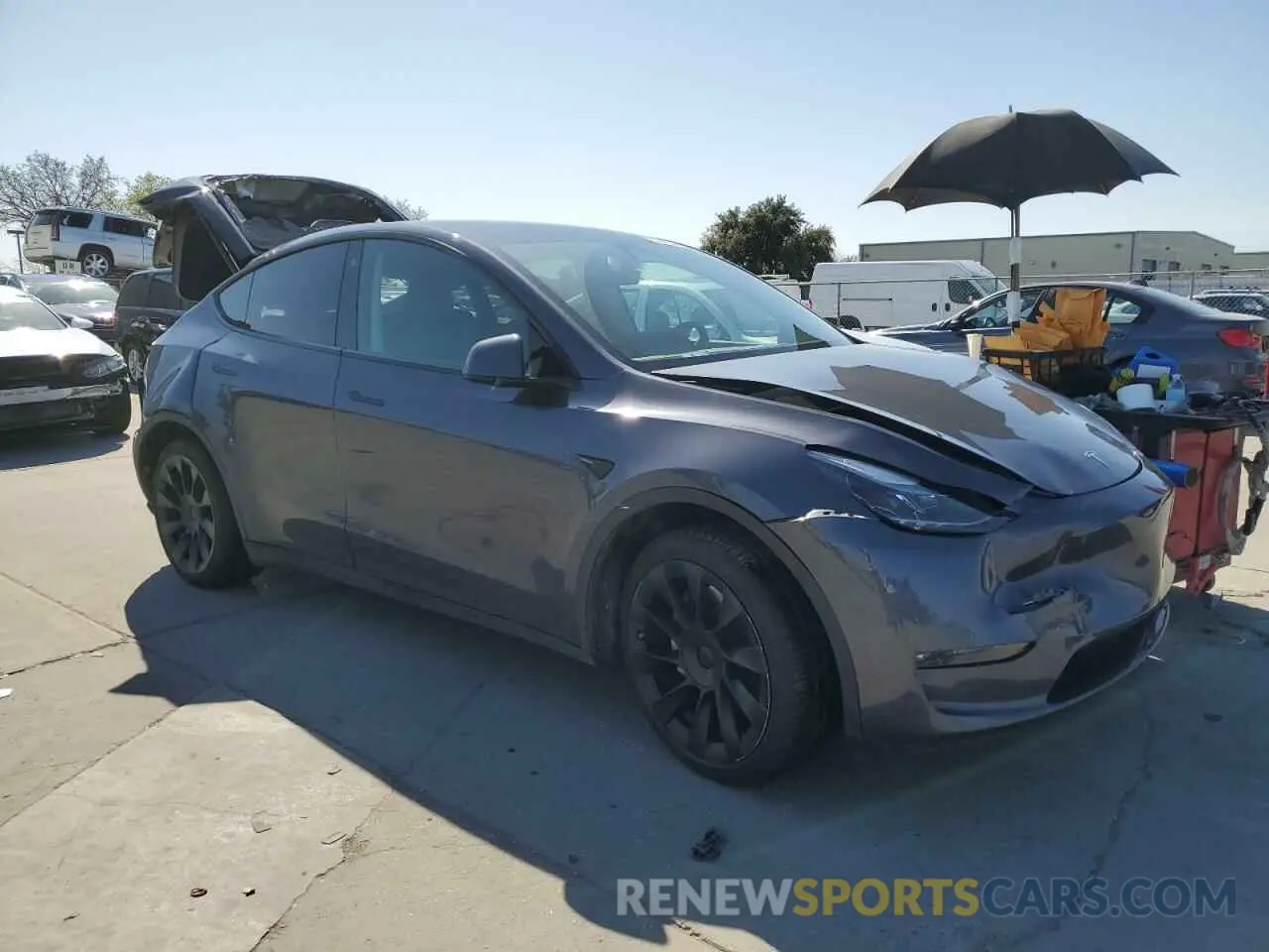 4 Фотография поврежденного автомобиля 7SAYGAEE9PF627707 TESLA MODEL Y 2023