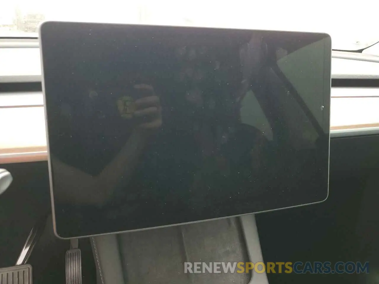 9 Photograph of a damaged car 7SAYGAEE9PF686434 TESLA MODEL Y 2023