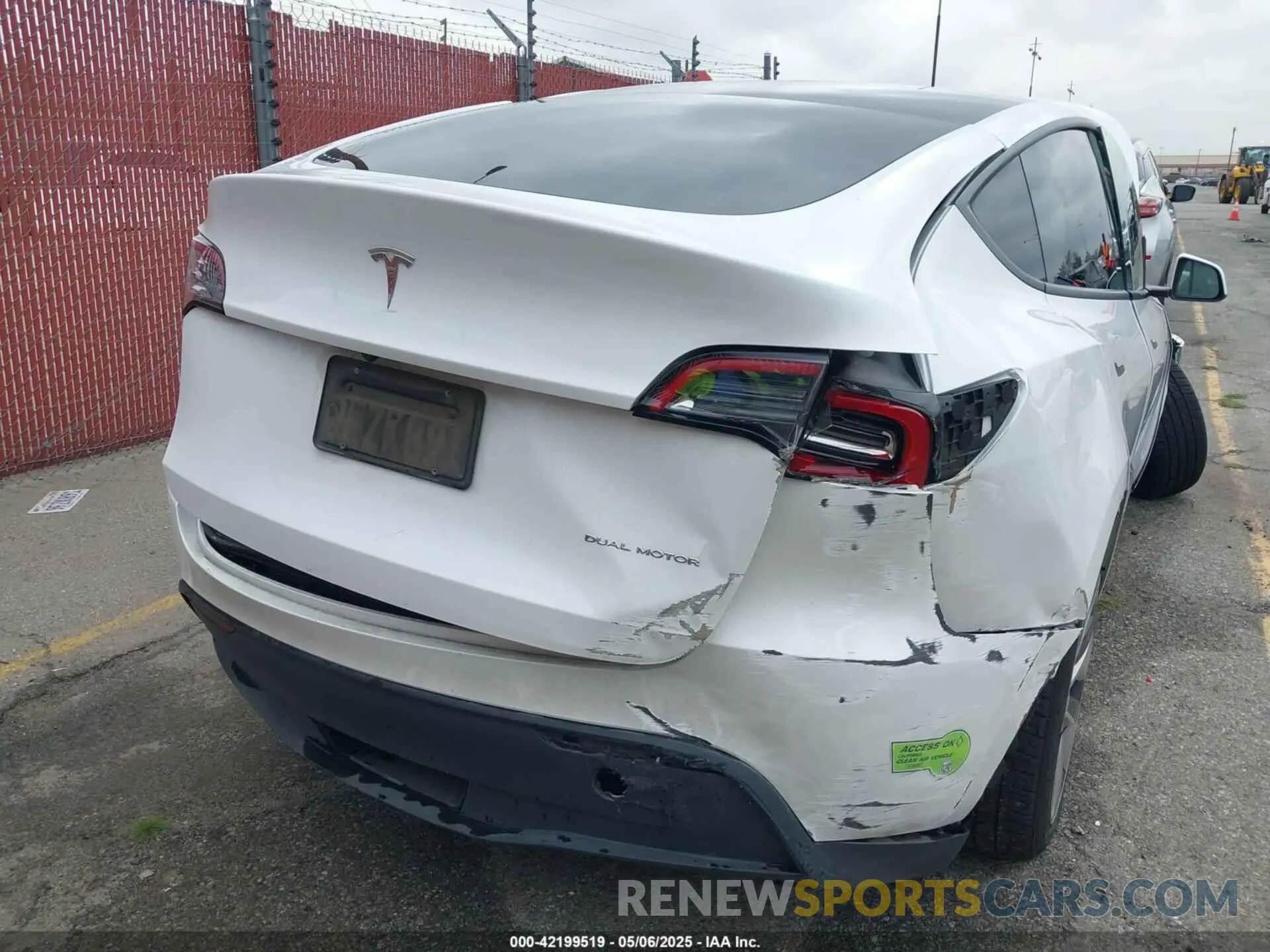 6 Фотография поврежденного автомобиля 7SAYGAEE9PF702910 TESLA MODEL Y 2023