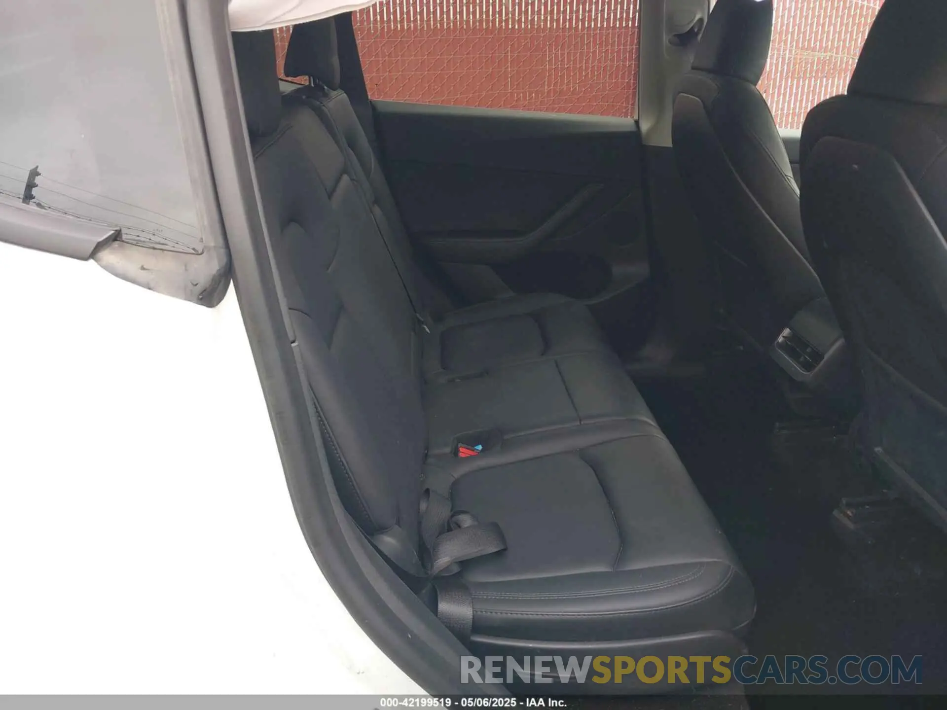 8 Фотография поврежденного автомобиля 7SAYGAEE9PF702910 TESLA MODEL Y 2023
