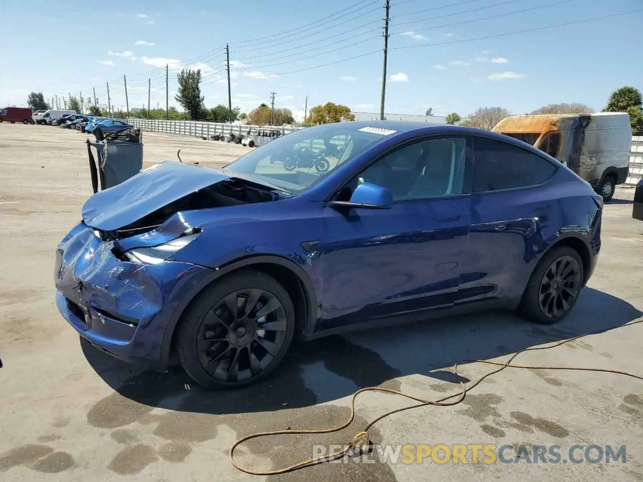 1 Фотография поврежденного автомобиля 7SAYGAEE9PF709792 TESLA MODEL Y 2023
