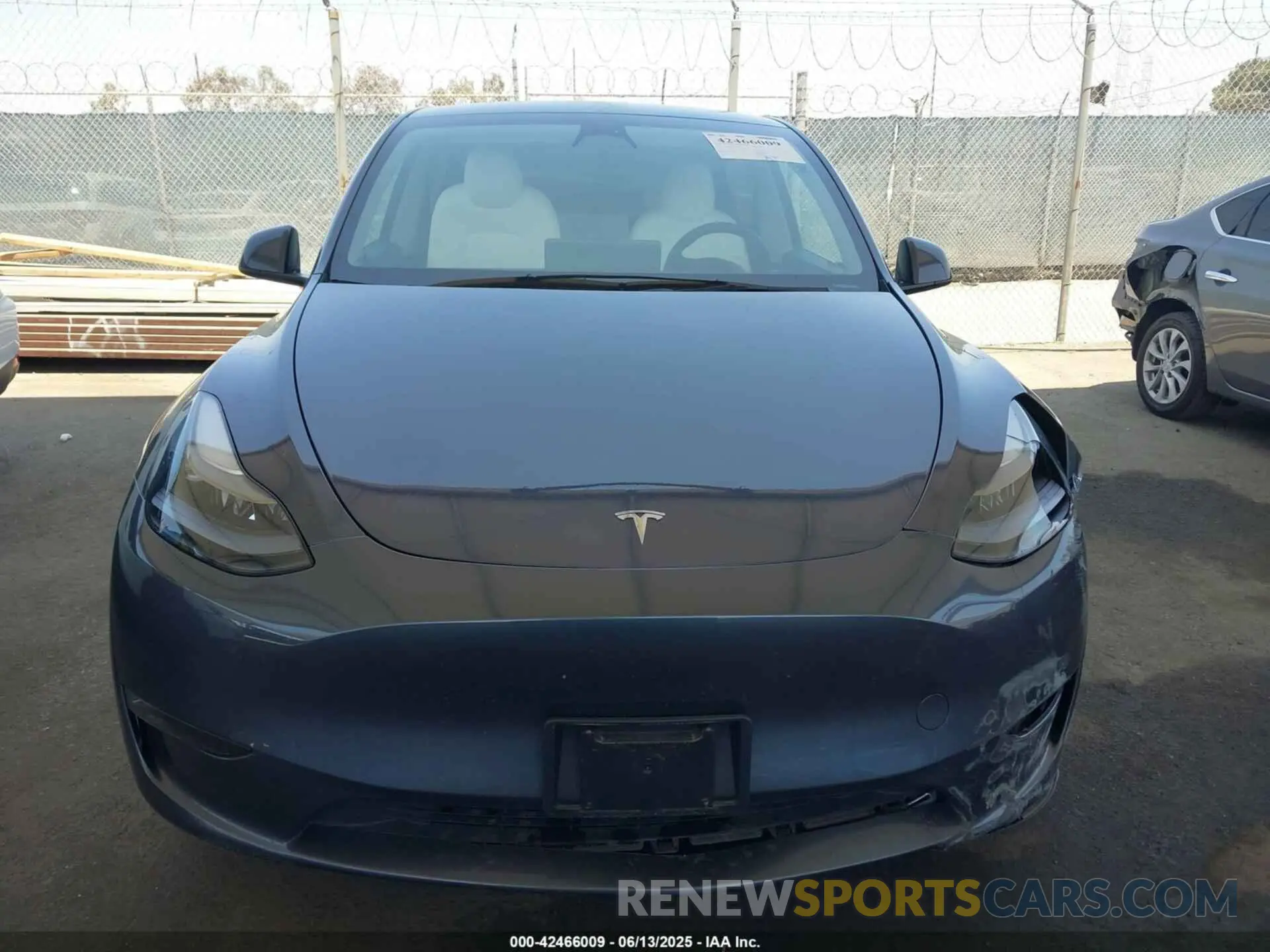 12 Фотография поврежденного автомобиля 7SAYGAEE9PF743795 TESLA MODEL Y 2023