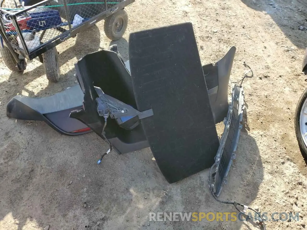 13 Photograph of a damaged car 7SAYGAEE9PF873950 TESLA MODEL Y 2023