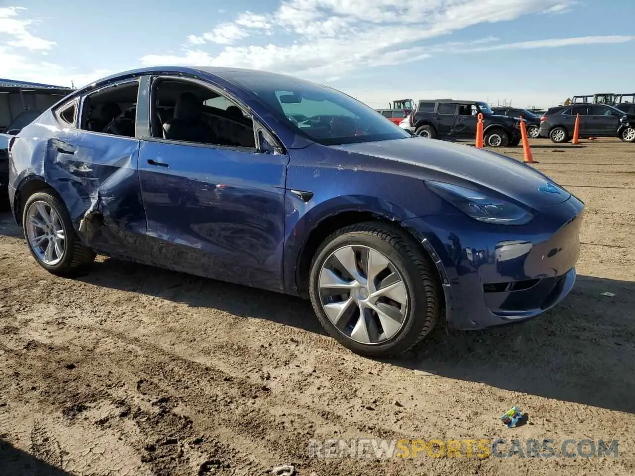 4 Photograph of a damaged car 7SAYGAEE9PF873950 TESLA MODEL Y 2023