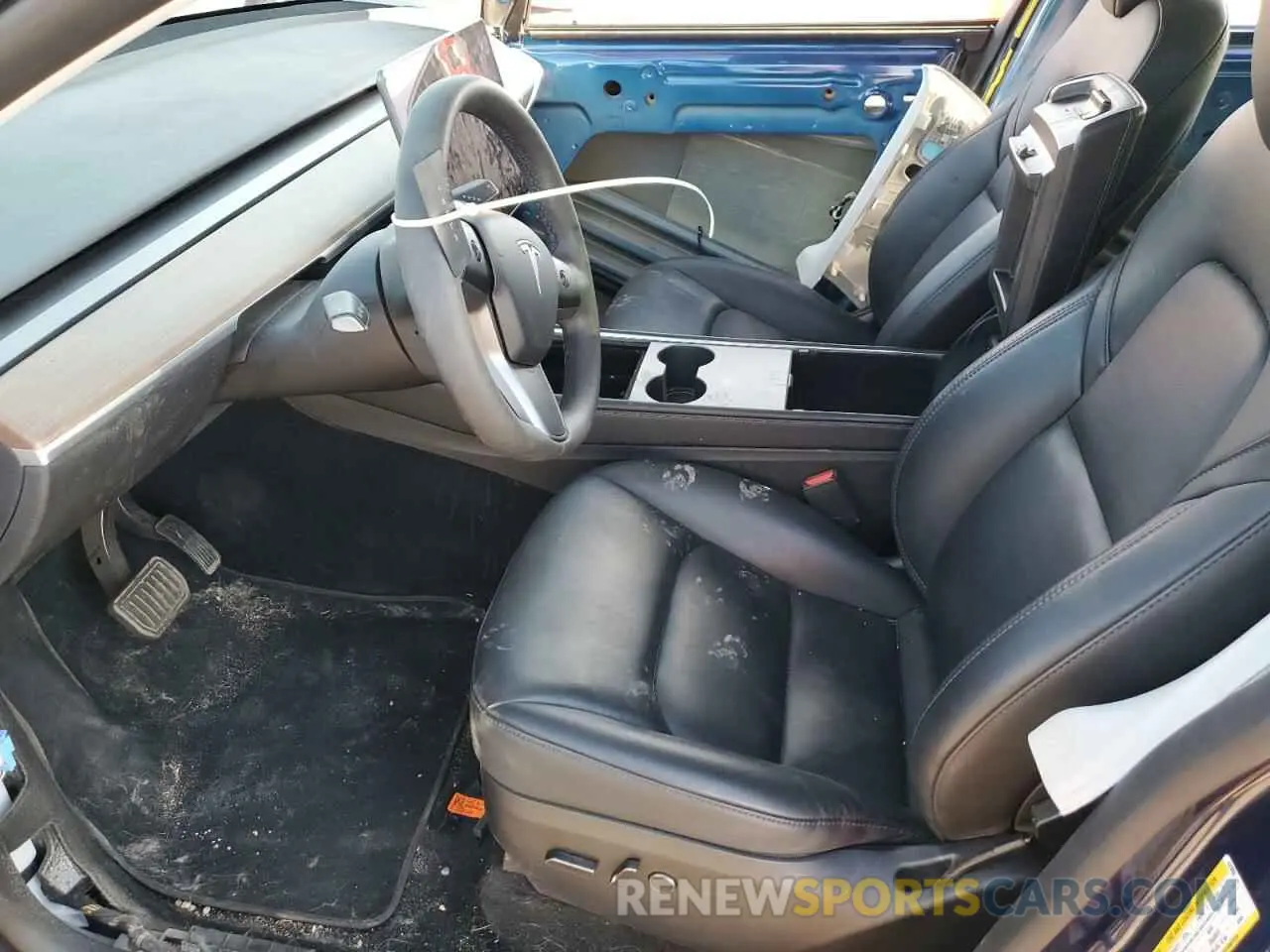 7 Photograph of a damaged car 7SAYGAEE9PF873950 TESLA MODEL Y 2023