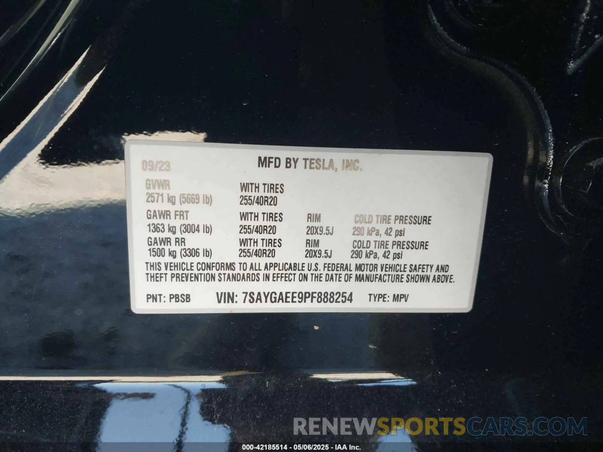9 Photograph of a damaged car 7SAYGAEE9PF888254 TESLA MODEL Y 2023