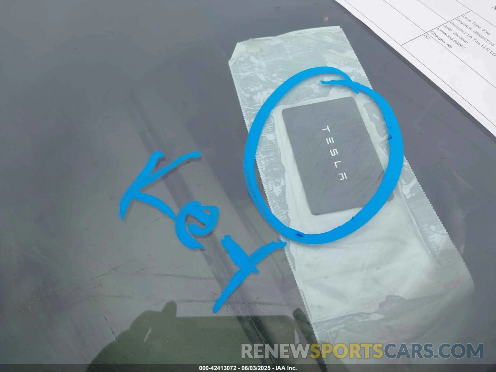 11 Photograph of a damaged car 7SAYGAEEXPF582955 TESLA MODEL Y 2023