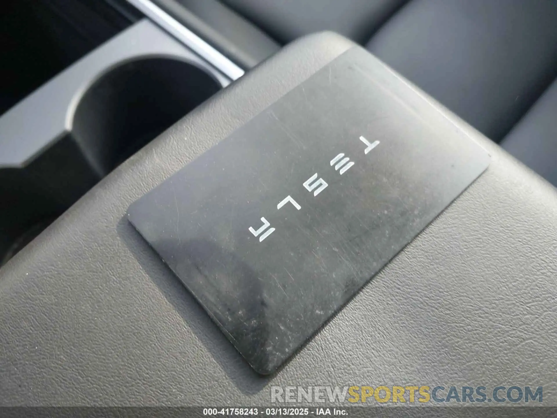 11 Photograph of a damaged car 7SAYGAEEXPF612231 TESLA MODEL Y 2023