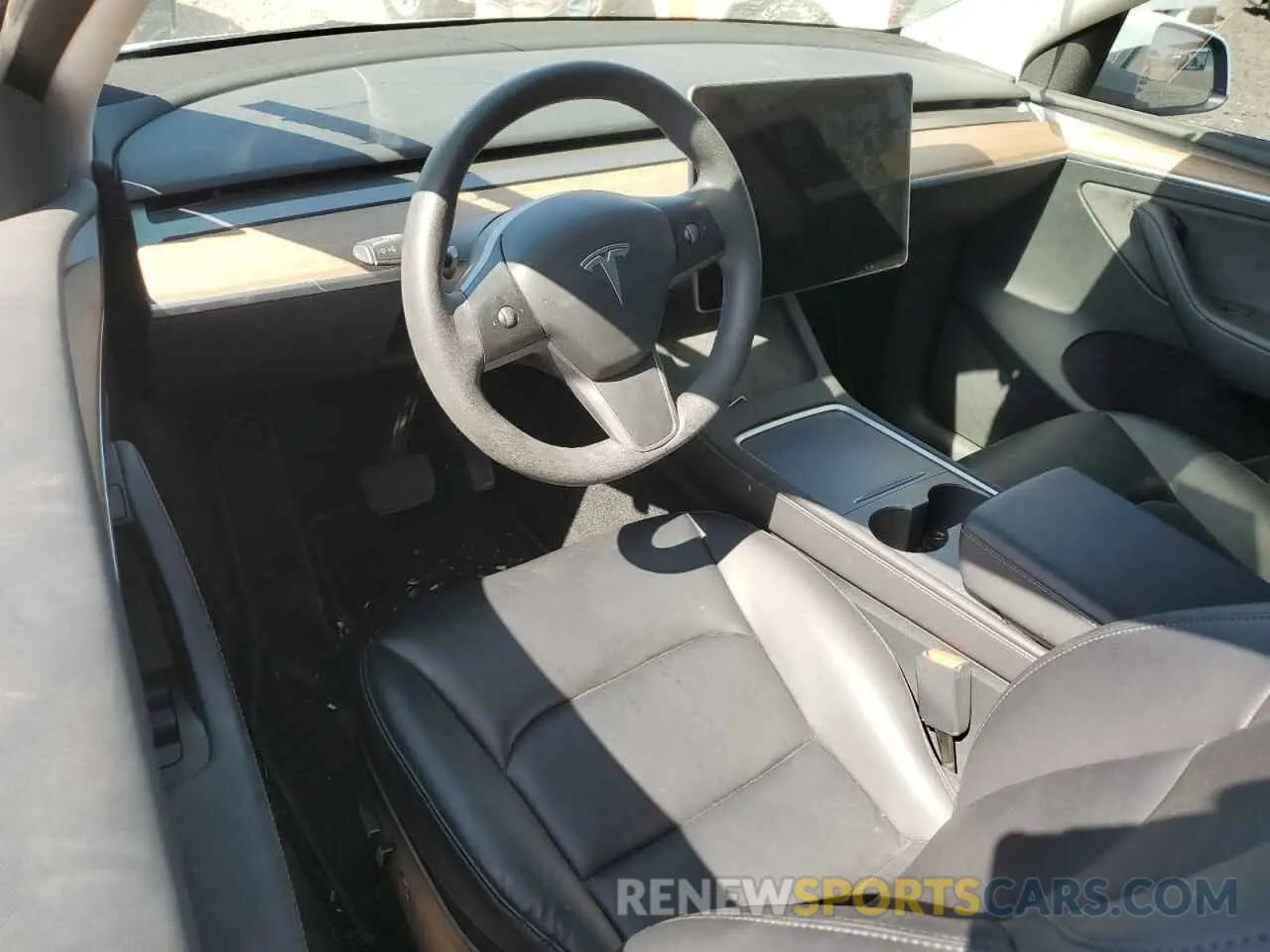 8 Photograph of a damaged car 7SAYGAEEXPF668248 TESLA MODEL Y 2023
