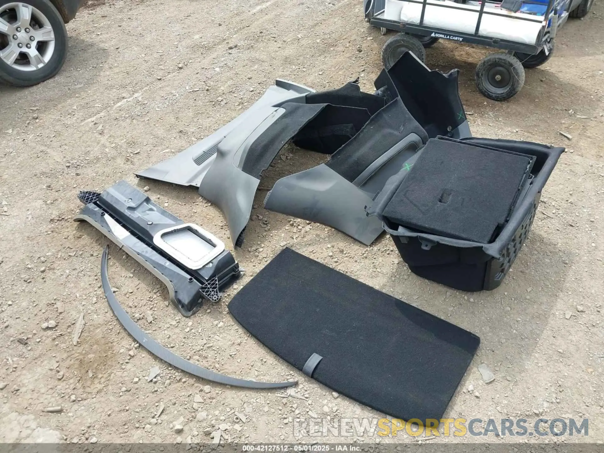 12 Photograph of a damaged car 7SAYGAEEXPF776370 TESLA MODEL Y 2023