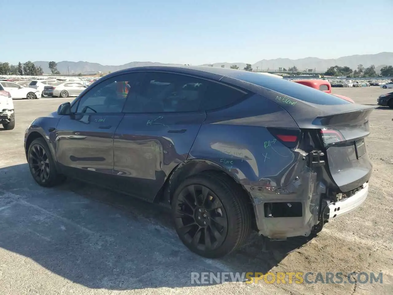 2 Фотография поврежденного автомобиля 7SAYGDED0PF972097 TESLA MODEL Y 2023