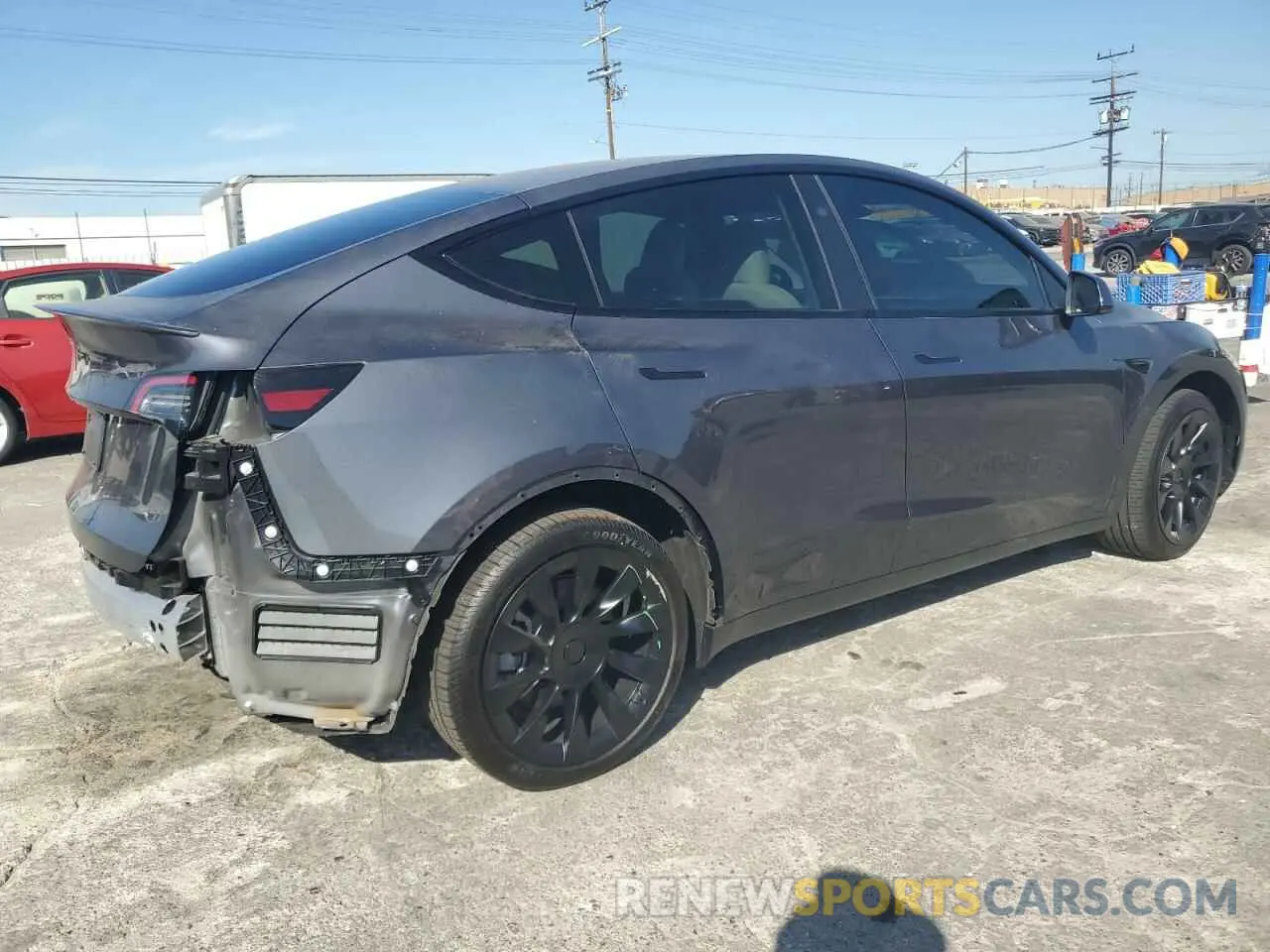 3 Фотография поврежденного автомобиля 7SAYGDED0PF972097 TESLA MODEL Y 2023