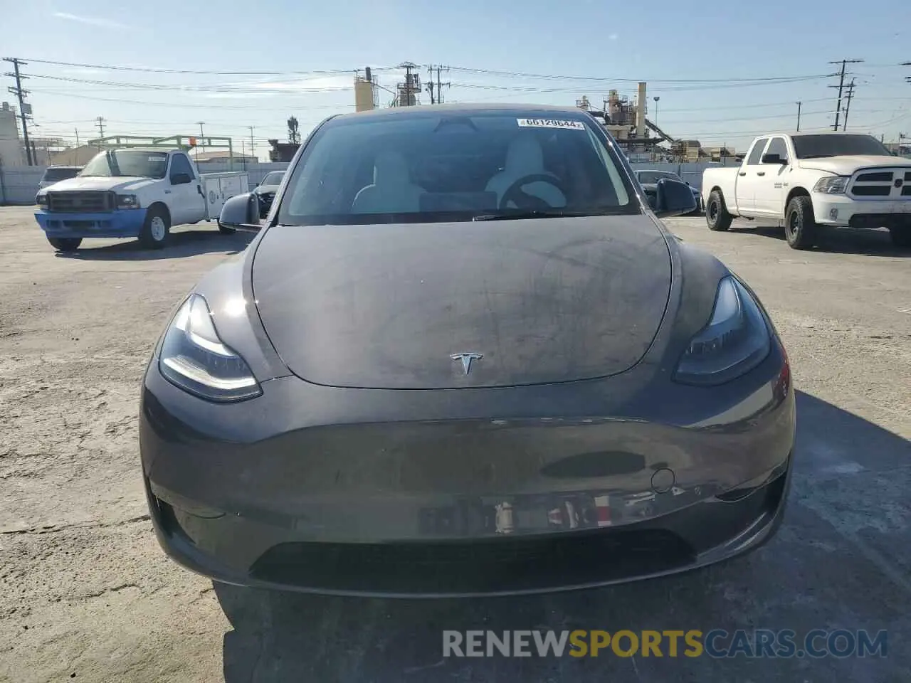 5 Фотография поврежденного автомобиля 7SAYGDED0PF972097 TESLA MODEL Y 2023