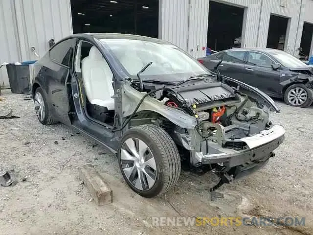 11 Photograph of a damaged car 7SAYGDED1PF913589 TESLA MODEL Y 2023