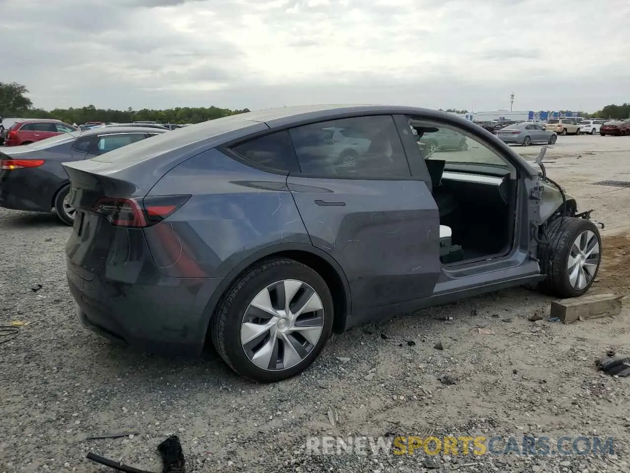 3 Photograph of a damaged car 7SAYGDED1PF913589 TESLA MODEL Y 2023