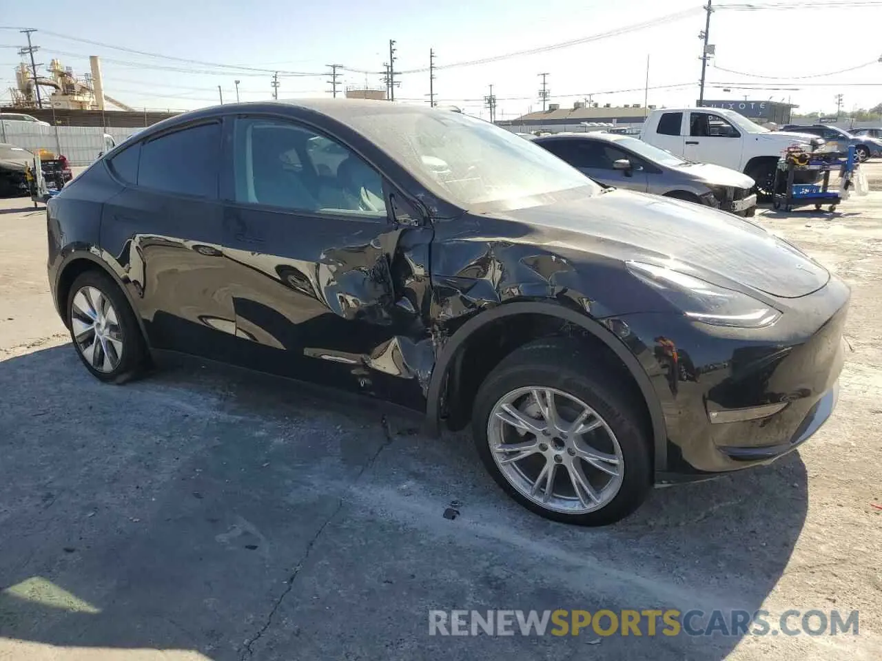 4 Фотография поврежденного автомобиля 7SAYGDED1PF979477 TESLA MODEL Y 2023